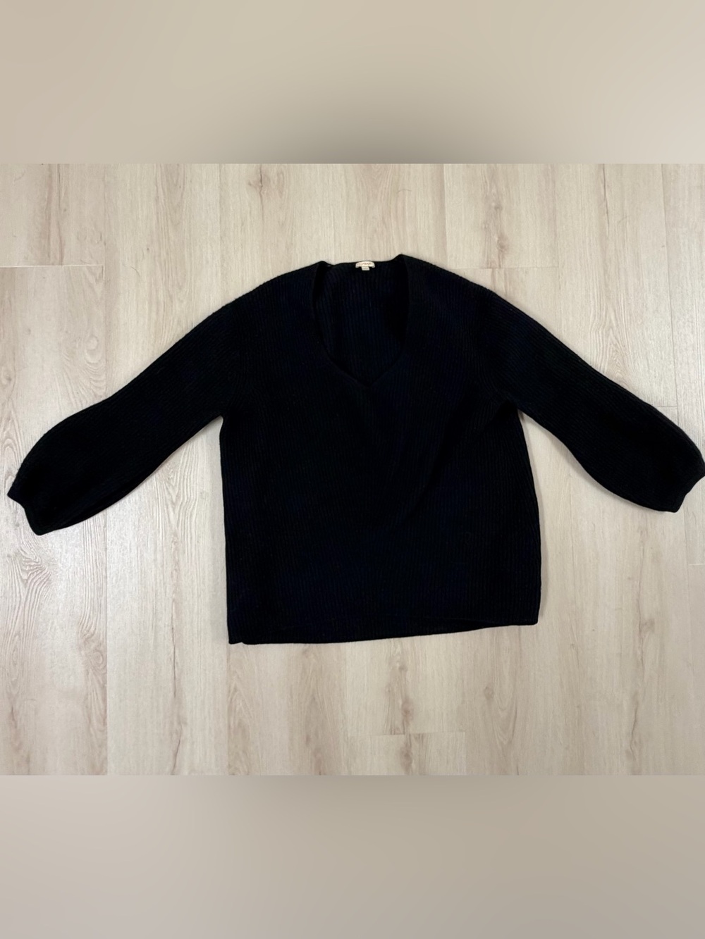 Cuyana Cozy for Fall Wool and Cashmere Pullover Sweater